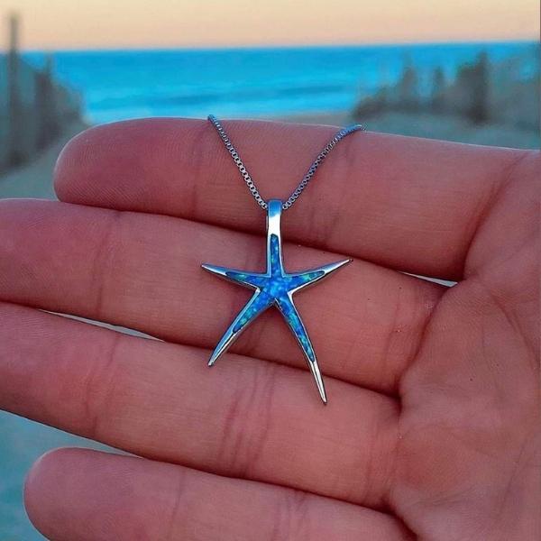Collana in argento con opale blu e stella marina