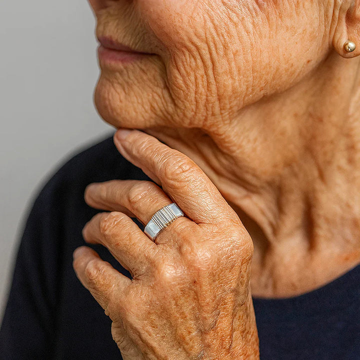 Anello boho con fili d'oro
