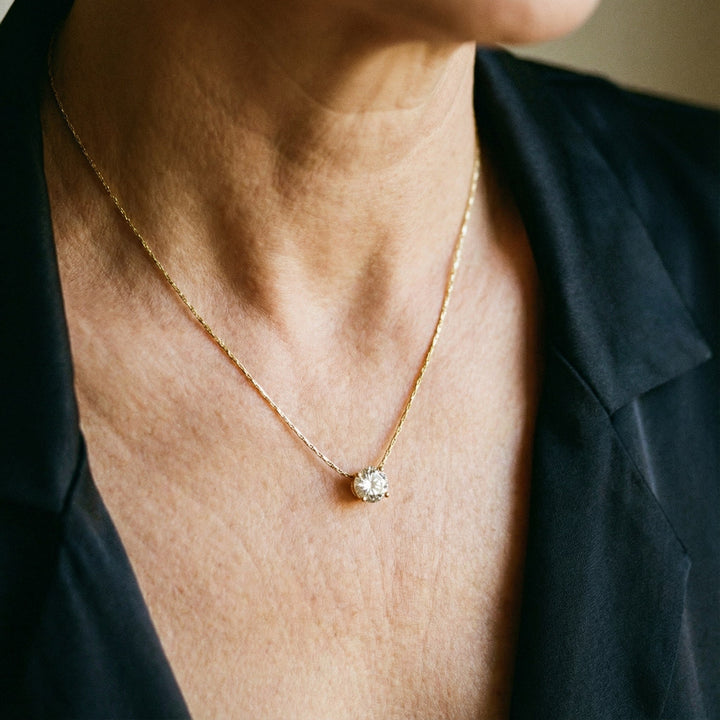 Set collana in oro con diamanti