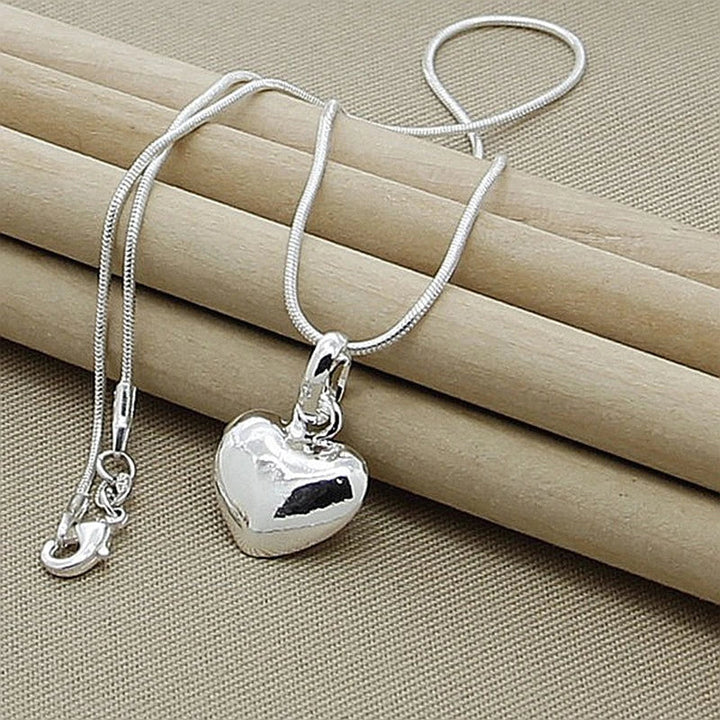 Collana in argento a forma di cuore