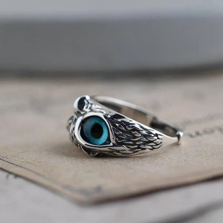 Anello in argento regolabile con gufo portafortuna e opale
