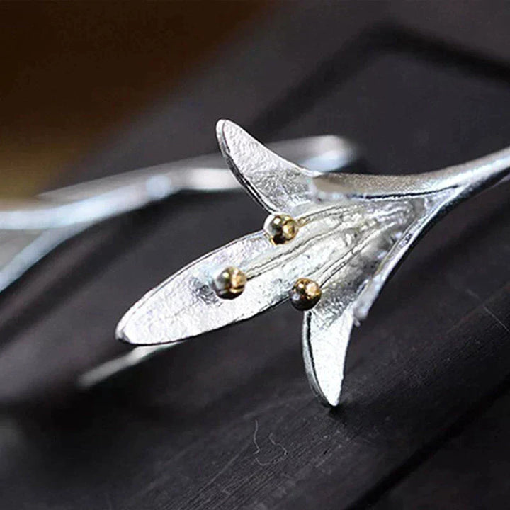Orecchini in argento floreali
