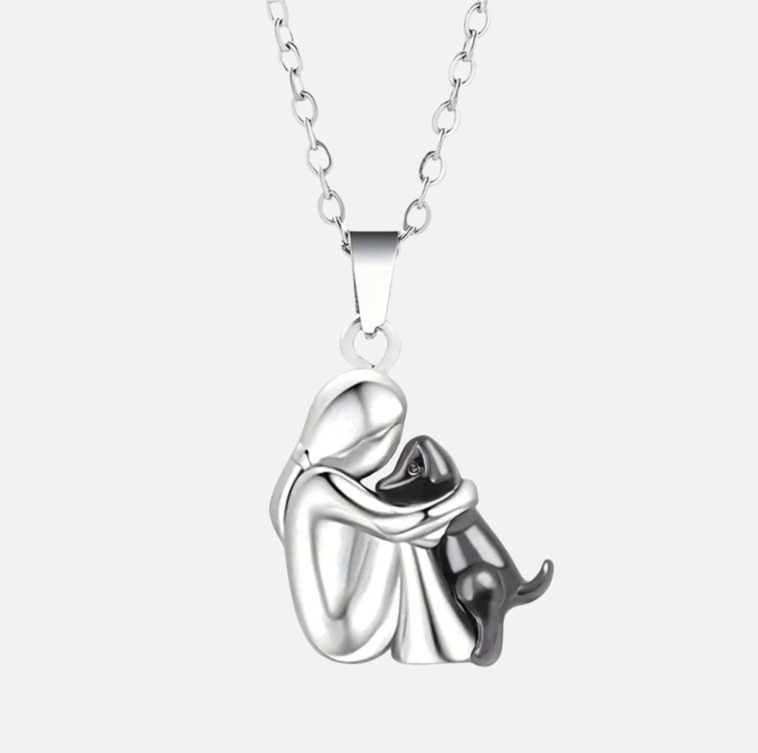 Collana Abbraccio con ciondolo