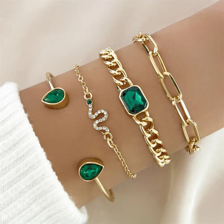 Set di braccialetti con schegge di cristallo verde