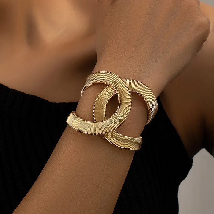 Elegante doppio braccialetto in oro
