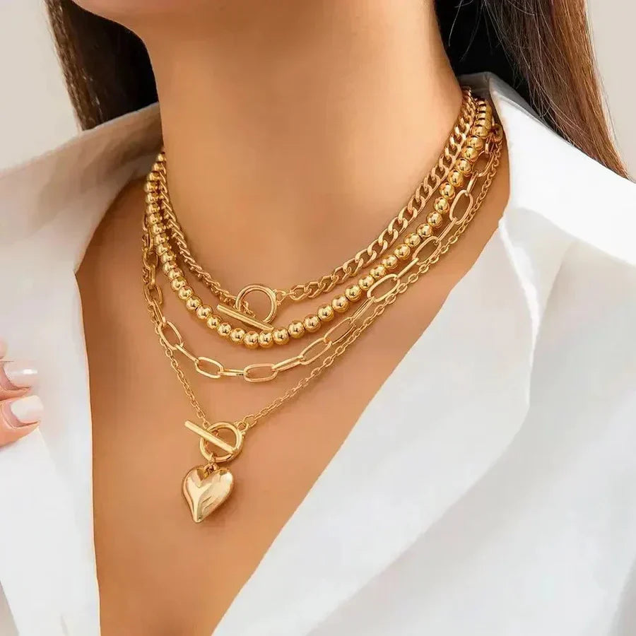 Collana a strati con cuori